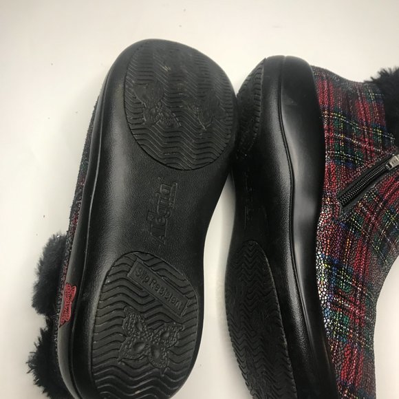Alegria Women's Water Resistant Faux Fur Ankle Boots size 5.5 (36) - Picture 6 of 10